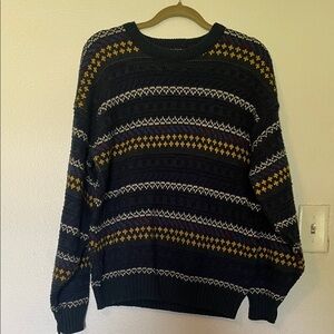 Men's Dark Green Patterned Crewneck Sweater with Mustard Accents
